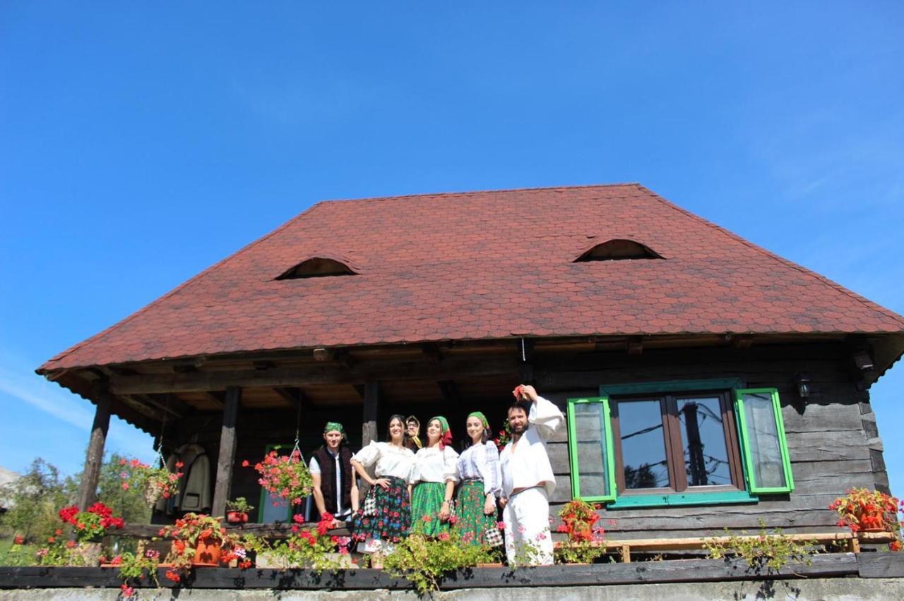Casa Relax Hotel Văleni Eksteriør billede