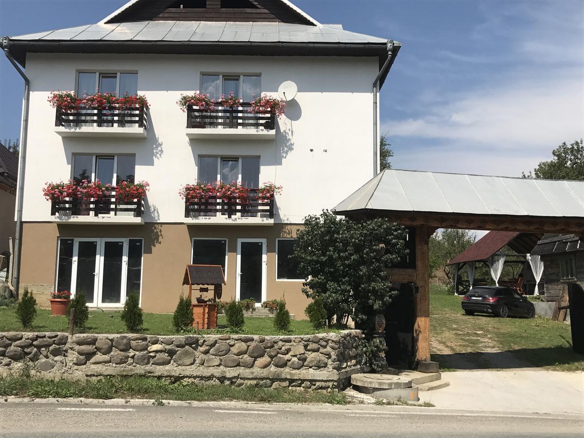 Casa Relax Hotel Văleni Eksteriør billede