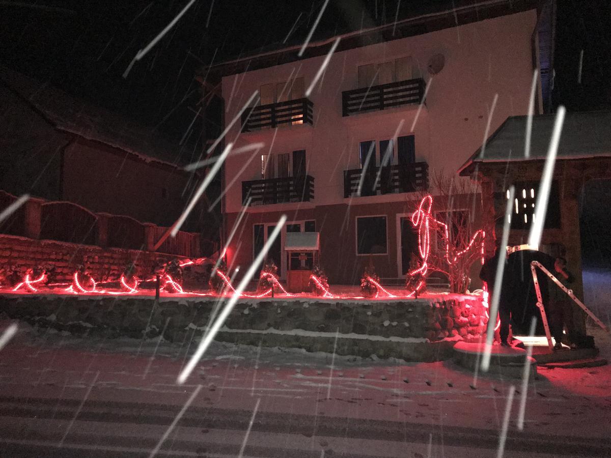 Casa Relax Hotel Văleni Eksteriør billede