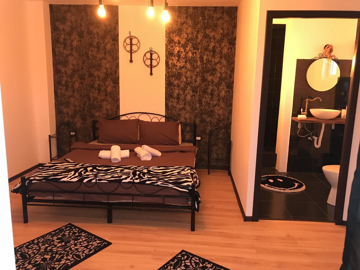 Casa Relax Hotel Văleni Eksteriør billede