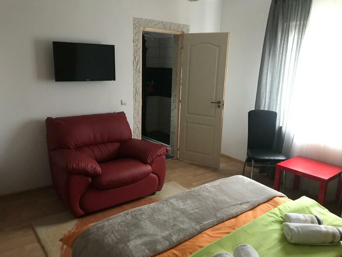 Casa Relax Hotel Văleni Eksteriør billede